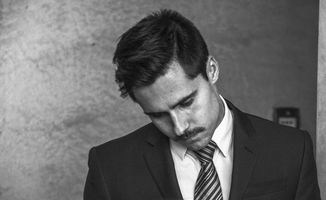 精英男士西服品牌，品质、风格与地位的完美融合