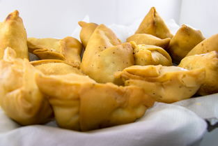 成都兔子小吃，萌动味蕾的街头美食传奇