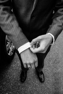 品牌男士西服白色—时尚之选与细节魅力