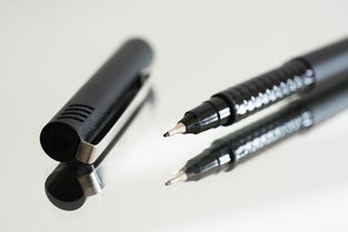 揭秘品牌铅笔底反光现象，背后的工艺与设计