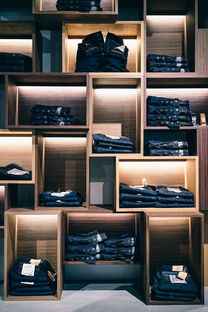 服装潮流品牌墙面设计，打造品牌特色与时尚魅力的艺术空间