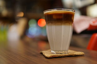 揭秘水杯有毒品牌，如何辨别安全饮水杯？